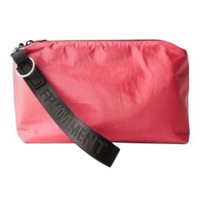 Free people NWT in plastic total access pouch hibiscus cosmetic/workout bag